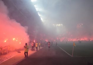 Με πρόστιμο 33.000 ευρώ τιμωρήθηκε η ΑΕΚ για τα καπνογόνα κόντρα στον Ιωνικό