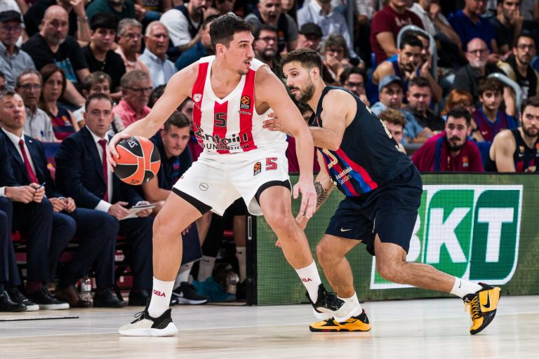 Οι τέσσερις «βόμβες» του Λαρεντζάκη που «ξέραναν» την Μπαρτσελόνα