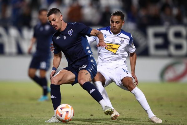 Ιωνικός – Λαμία 1-1: Ισοπαλία στη Νίκαια με χαμένους τους γηπεδούχους