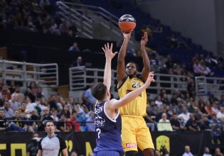 Εύκολη νίκη για την «Ένωση» (79-63)