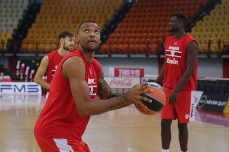 Με Μπολομπόι και Κάνααν η προπόνηση του Ολυμπιακού πριν από τη Ζαλγκίρις