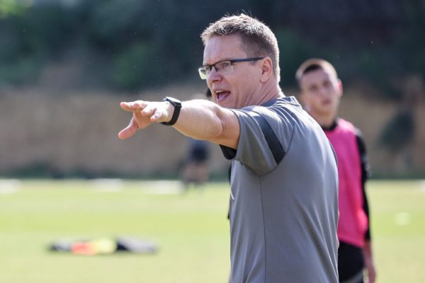 ΟΦΗ: Η πρώτη προπόνηση του Νταμπράουσκας (vid)