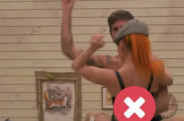 Απίστευτα πράγματα: Στριπτίζ και ακατάλληλα πλάνα στην ελληνική τηλεόραση