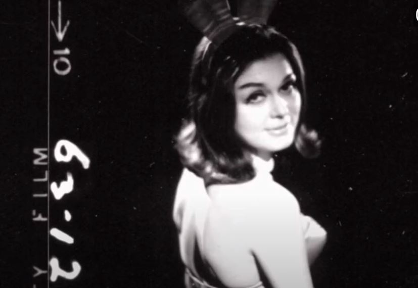 Όταν η δημοσιογράφος Γκλόρια Στάινεμ πέρασε ένα μήνα ως μυστικό κουνελάκι του Playboy