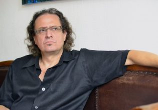 Κώστας Παπακωστόπουλος στον in: «Η Ιφιγένεια και ο Ορέστης αναζητούν τη χαμένη τους ελευθερία»