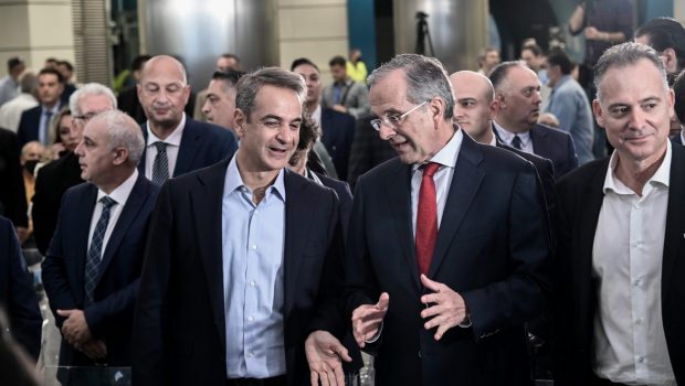 Mitsotakis at Piraeus metro opening: “We deliver big infrastructure projects, not tarpaulins”