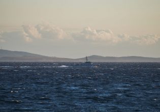 Λέσβος: Εντοπίστηκαν ακόμα τρεις μετανάστες – Μάχη με τον χρόνο δίνουν τα σωστικά συνεργεία