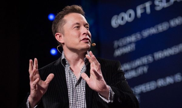 Έλον Μασκ: Δεν υπάρχει χρηματοδότηση από το Πεντάγωνο για τη στήριξη των δορυφόρων Starlink