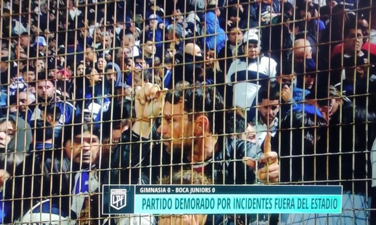 Τραγωδία στην Αργεντινή: Ένας νεκρός μετά τα επεισόδια στο Χιμνάσια – Μπόκα Τζούνιορς