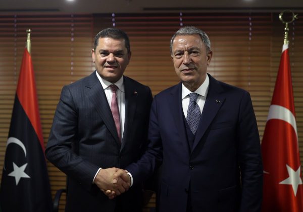 Τρίπολη και η Άγκυρα υπέγραψαν δύο στρατιωτικές συμφωνίες