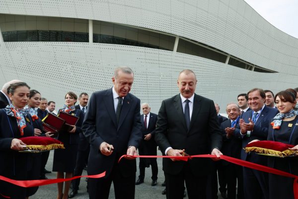 Ερντογάν: Αλληλεξαρτώμενες οι διαδικασίες εξομάλυνσης Αζερμπαϊτζάν – Αρμενίας – Τουρκίας