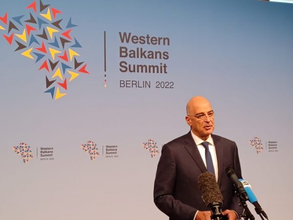 Δένδιας: Συνάντηση με Μπέρμποκ για τουρκικές προκλήσεις, Βαλκάνια και διμερείς σχέσεις