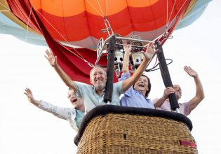 «Η Χάιντι και τα βουνά», η παιδική παράσταση του Εθνικού Θεάτρου στο REX