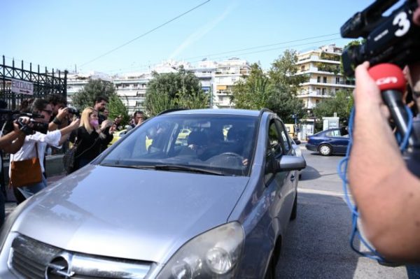 Σεπόλια: Στην ανακρίτρια οι τρεις κατηγορούμενοι για τους βιασμούς της 12χρονης