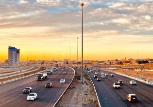 Σαουδική Αραβία: Χτίζοντας το… μέλλον στα «ερείπια» των άλλων
