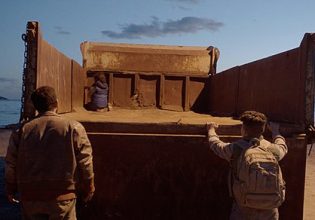 Στην Κόψη: Επτά ελληνικές ταινίες μικρού μήκους γίνονται μια και βγαίνουν στις αίθουσες