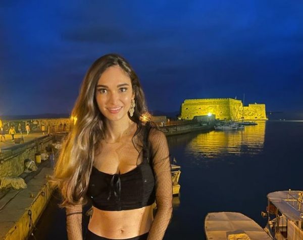 Κρήτη: Μοντέλο δηλώνει σοκαρισμένο με το πόσοι Έλληνες υπάρχουν… στην Ελλάδα