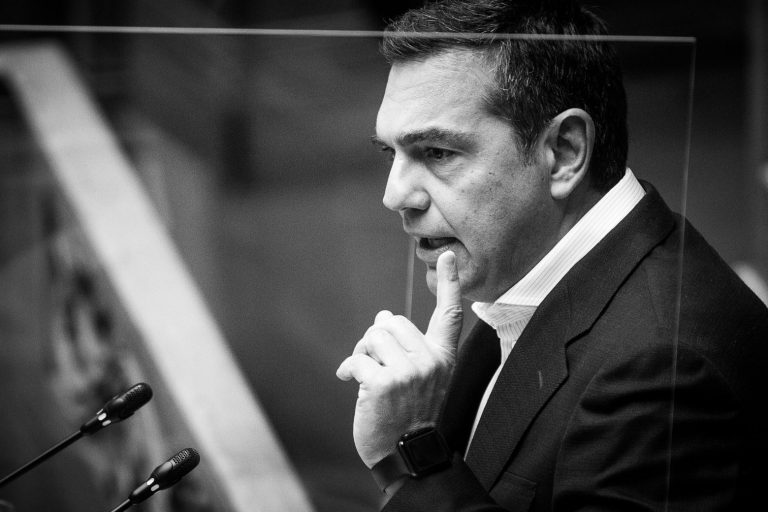 Τσίπρας: «Ο πρωθυπουργός κρύβεται πάντα στα δύσκολα» – Σφοδρή επίθεση στον Μητσοτάκη για την υπόθεση των υποκλοπών