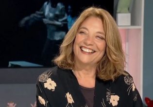 Συγκλονίζει η Όλια Λαζαρίδου: «Από τα 6 ως τα 18 ήμουν στο οικοτροφείο – Πέρασα πολύ δύσκολα παιδικά χρόνια»