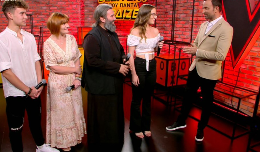The Voice: 17χρονη κόρη παπά δοκίμασε την τύχη της, κατάφερε να πείσει τους κριτές;