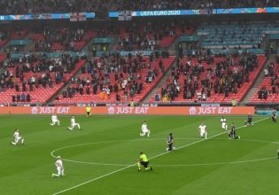 Πρέμιερ Λιγκ: Οι παίκτες γονατίζουν (ξανά) και συνεχίζουν τον αγώνα κατά του ρατσισμού