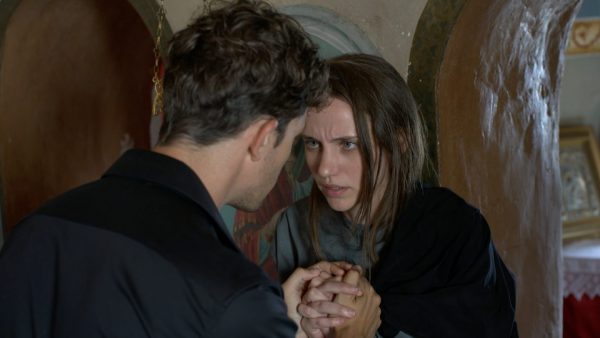 «Μαύρο Ρόδο»: Η Ελισάβετ φεύγει κρυφά για το μοναστήρι – Αποκλειστικό απόσπασμα από το αποψινό επεισόδιο