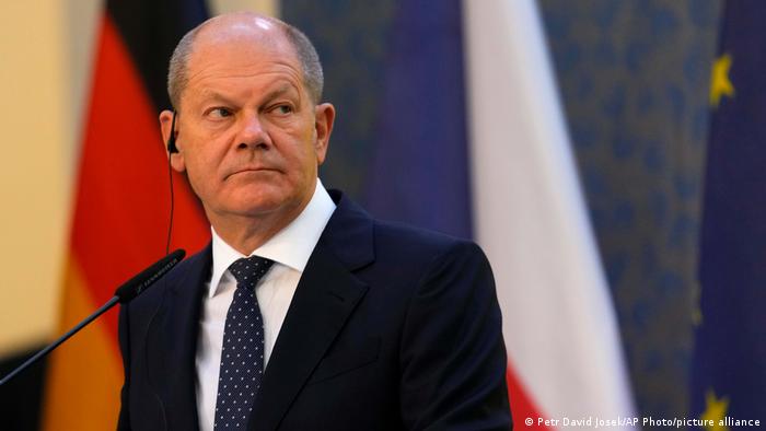 Editorial Ta Nea: Transcending obstacles