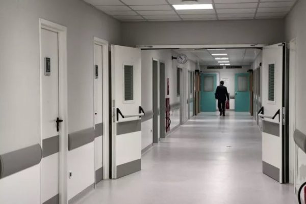 Αίγιο: Πήγε για ακτινογραφία στο νοσοκομείο και πέθανε