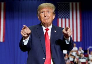 Ντόναλντ Τραμπ: Αποκαλούσε την Μέρκελ σκύλα, έκανε χυδαία σχόλια για τον βιασμό και ήθελε να βομβαρδίσει εργοστάσια