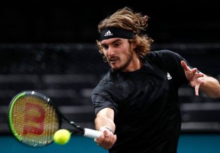 Τσιτσιπάς – Ρουουσουβουόρι 2-0: «Πέταξε» για τον τελικό ο Στέφανος