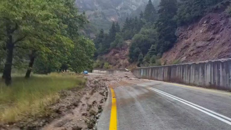 Έργα για την αντιμετώπιση των κατολισθήσεων στην επαρχιακή οδό Μουρίκι – Λουκίσια – Χάλια