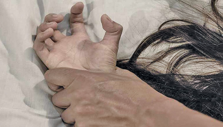 Παλαιό Φάληρο: Τρόμος για 34χρονη - Κατήγγειλε βιασμό σε στάση λεωφορείου