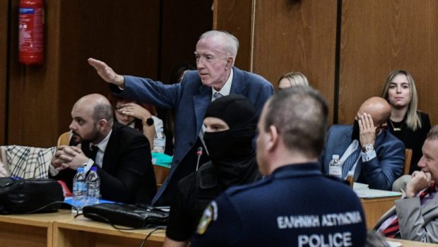 Golden Dawn trial: DSA intervention for Nazi salute in court