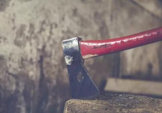 Χαλκιδική: Σκότωσε 53χρονο με τσεκούρι – Άγριο επεισόδιο μεταξύ οικογενειών