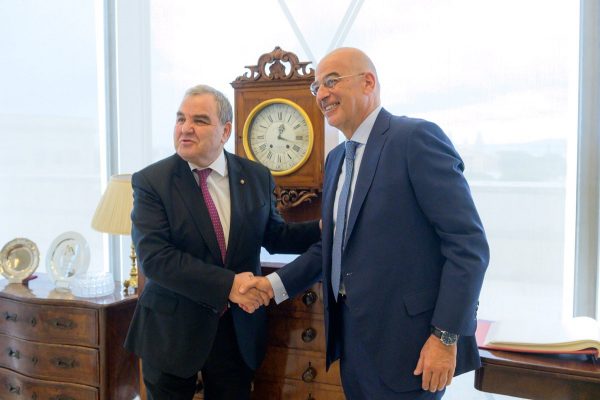 Δένδιας από Μάλτα: Η Ελλάδα αντιμετωπίζει μια άνευ προηγουμένου εχθρική ρητορική από την Τουρκία