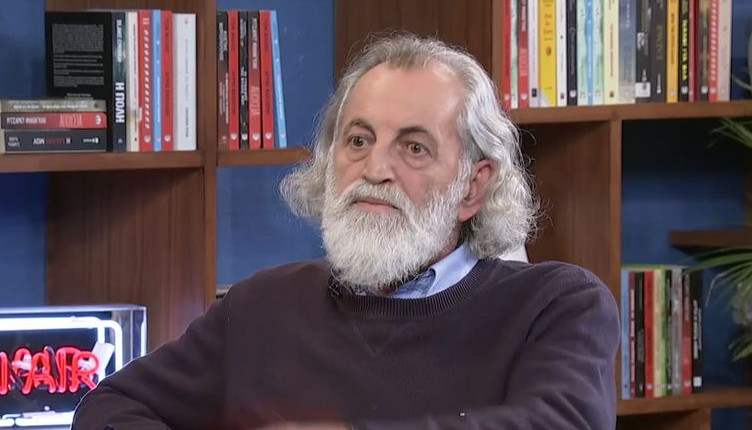 Μιχάλης Αεράκης: «Μέχρι τα 25 η ζωή μου ήταν μια κόλαση»