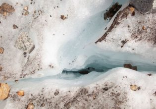 Ελβετία: Λιώνουν οι παγετώνες (σοκαριστικές εικόνες)