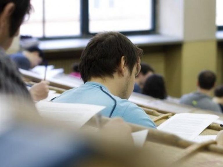 Μετεγγραφές φοιτητών: Ο… οκτάλογος… επιβίωσης για χιλιάδες νέους