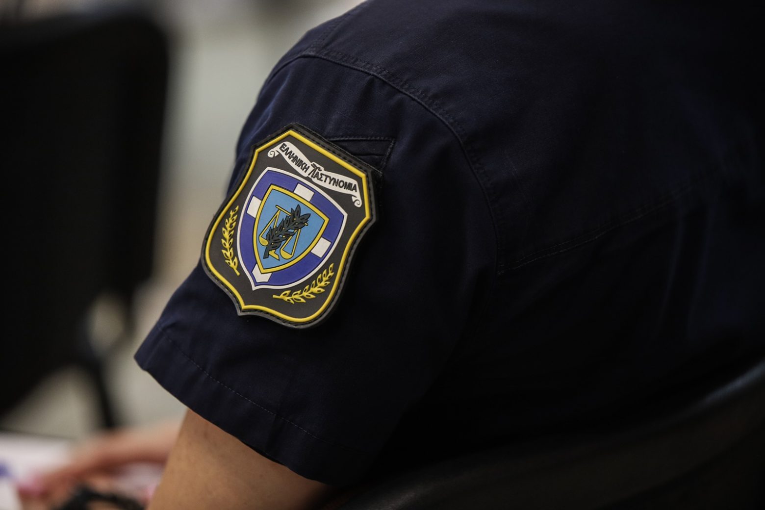 Σεπόλια: Μετάθεση «χάδι» για τον αστυνομικό που μιλούσε με τη 12χρονη - Οργή και στην ΕΛ.ΑΣ