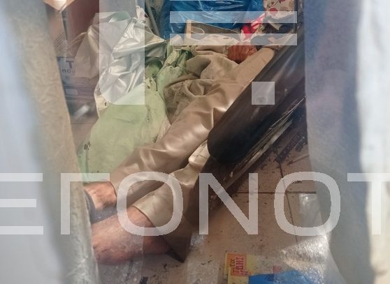 Βόλος: 55χρονος κατέρρευσε από την πείνα - Τον βρήκαν ανάμεσα σε σκουπίδια [Σκληρές εικόνες]