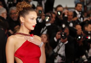 Mπέλα Χαντίντ: Διασκεδάζει με Άννα Βίσση και συρτάκι και γίνεται viral