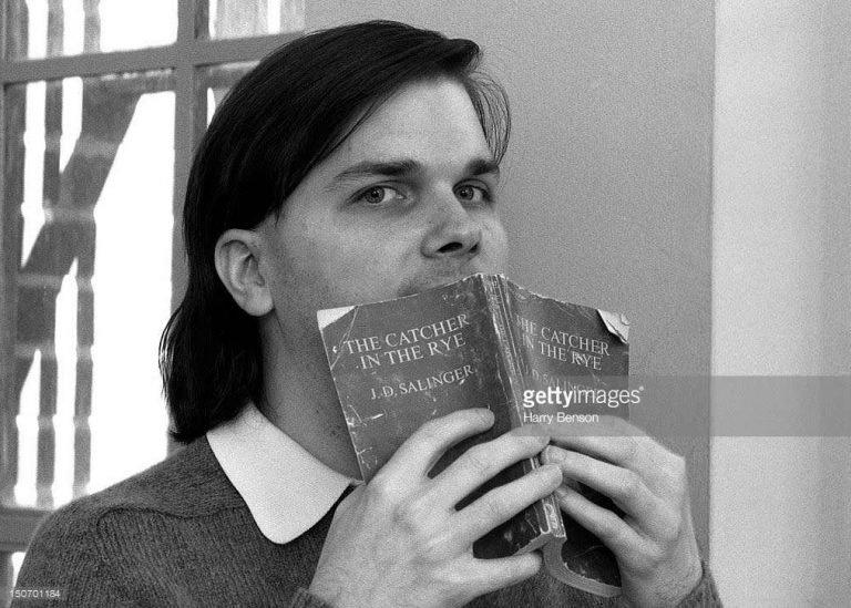 The Catcher in the Rye: Το βιβλίο που διάβασαν όλοι οι δολοφόνοι – Από του JFK μέχρι του Τζον Λένον