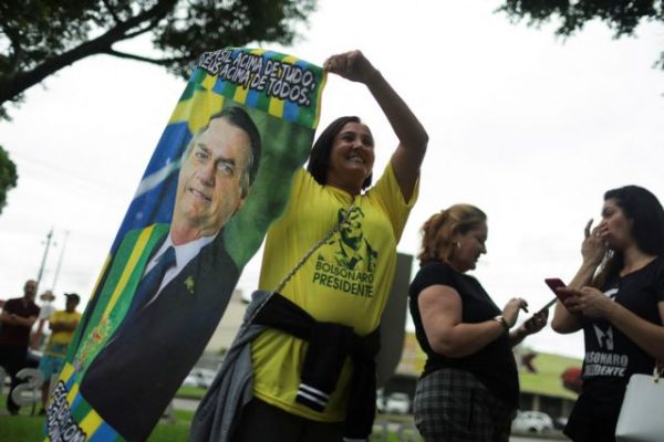 Βραζιλία: Προς ανατροπή ο Μπολσονάρο – Προηγείται του Λούλα στο 52,2% των καταμετρημένων