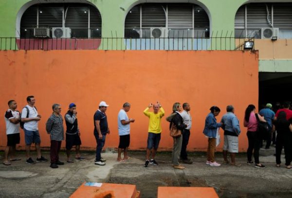 Θρίλερ στη Βραζιλία: Μπροστά ο Λούλα με καταμετρημένο το 82,6%