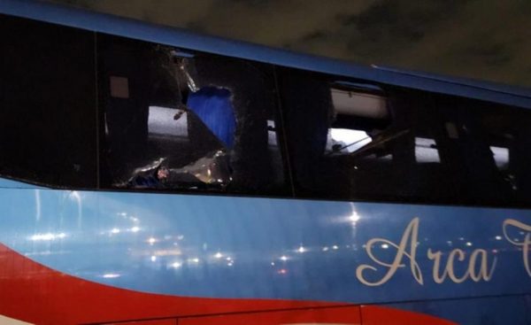 Οπαδοί της Κορίνθιανς επιτέθηκαν στο λεωφορείο της Φλαμένγκο
