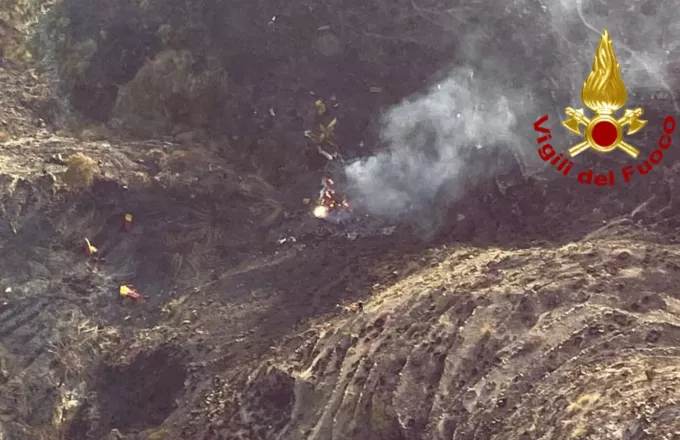 Αίτνα: Συνετρίβη καναντέρ – Αγνοούνται οι δύο πιλότοι