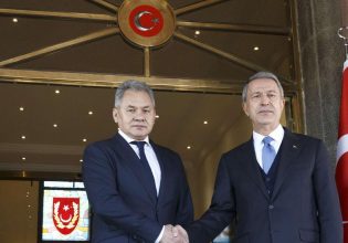 Ρωσία: Σοϊγκού και Ακάρ είχαν τηλεφωνική επικοινωνία για τη συμφωνία εξαγωγών ουκρανικών σιτηρών