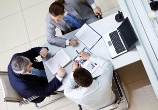 Επανάσταση στις σχέσεις πολιτών με το Δημόσιο – Οι μεγάλες ανατροπές που έρχονται