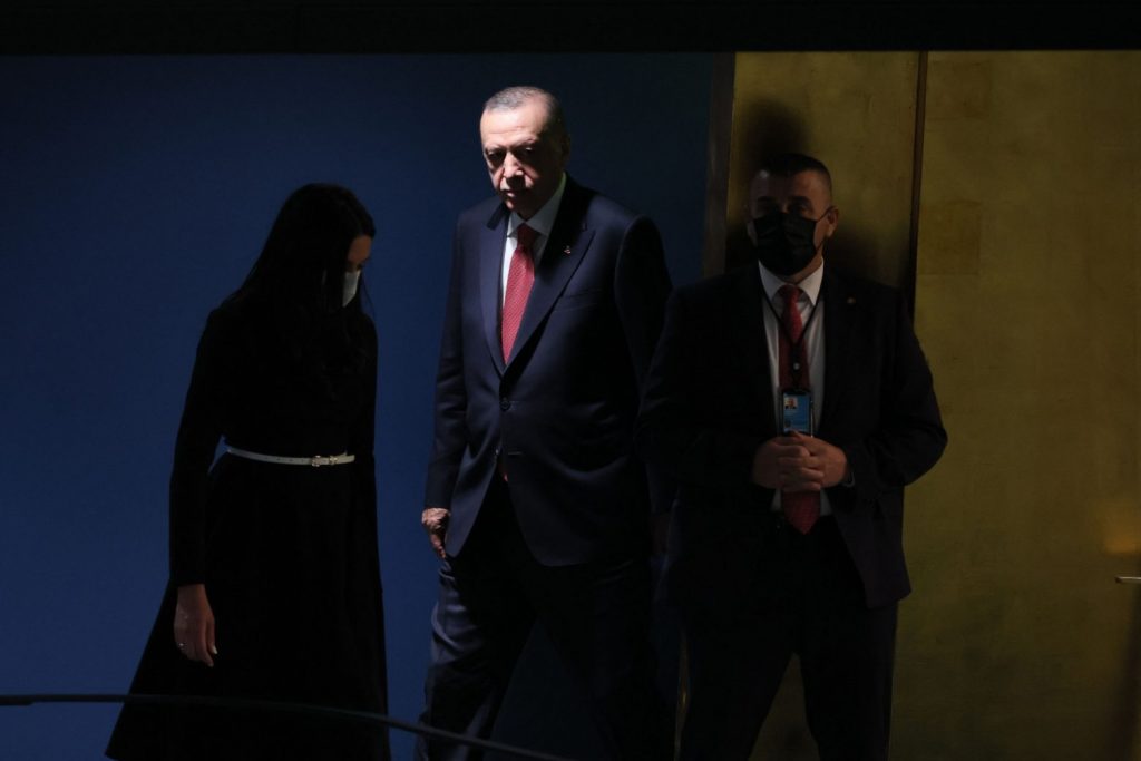 Τουρκία: Πόσο θα τραβήξει ακόμη το σκοινί ο Ερντογάν