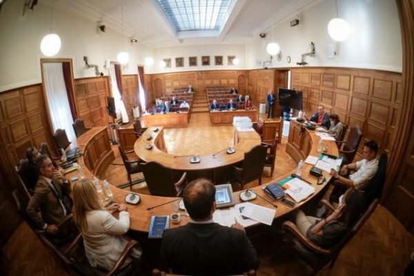 Υποκλοπές: Τελευταία συνεδρίαση της εξεταστικής επιτροπής για το πόρισμα
